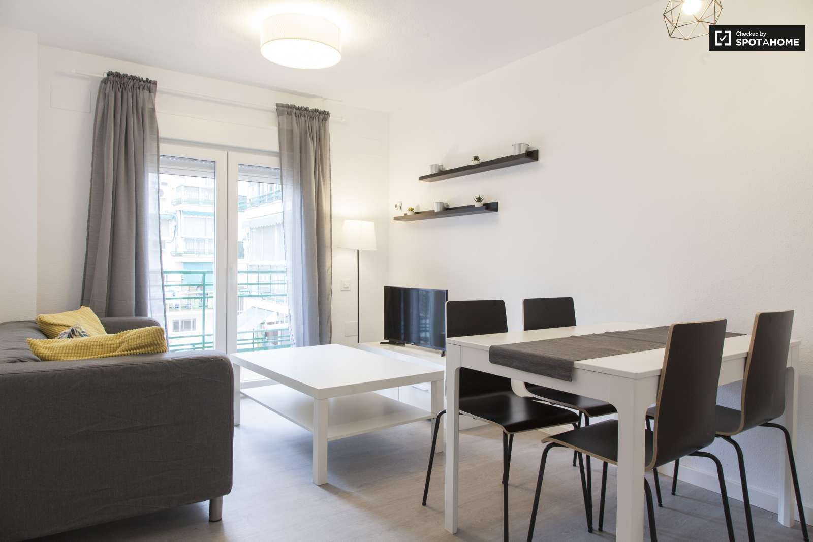 Apartament per a compartir a Lucero