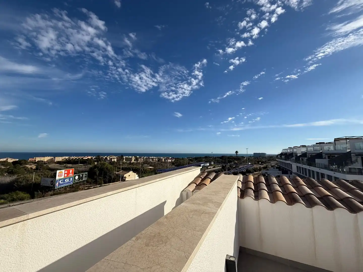Vista exterior de Casa o chalet en venta en Guardamar del Segura con Aire acondicionado, Jardín privado y Terraza