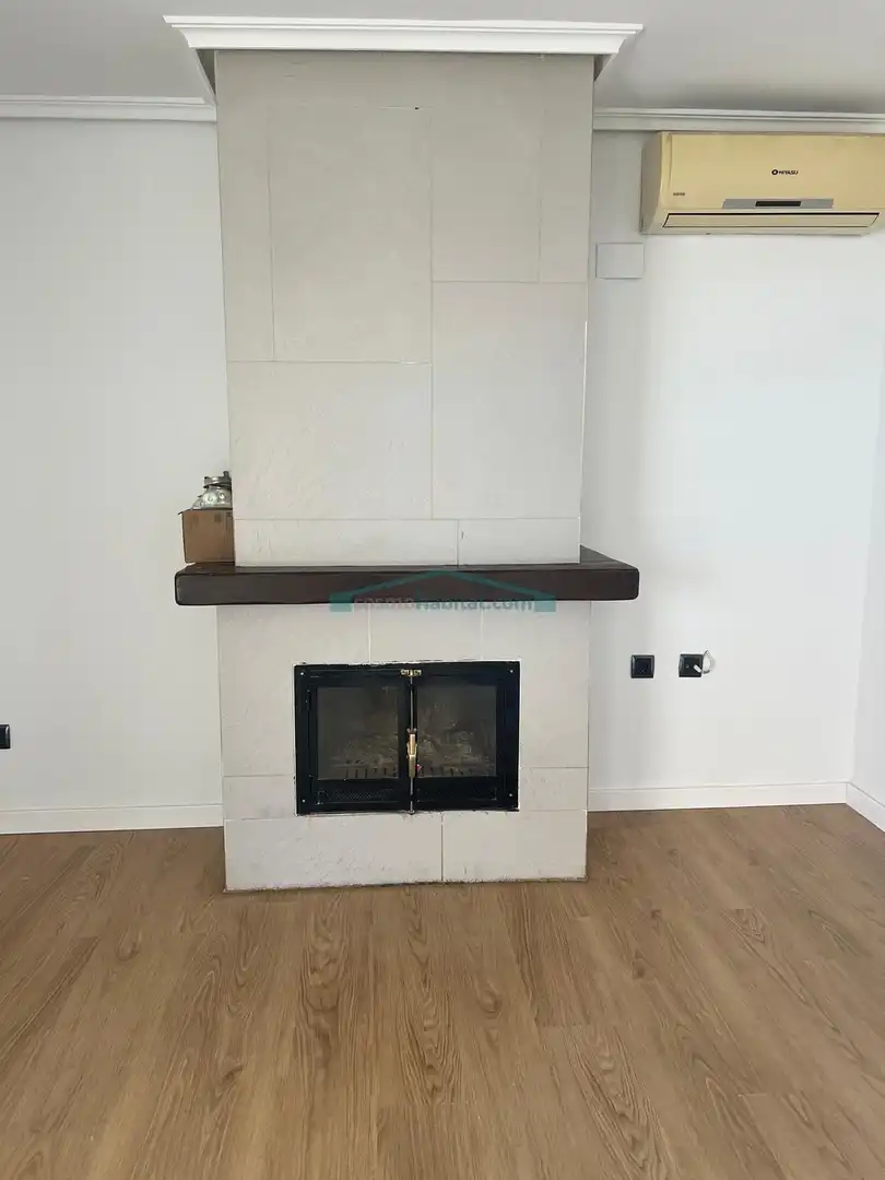 Living room of Attic for sale in Ibi  with Parquet flooring, Terrace and Jacuzzi