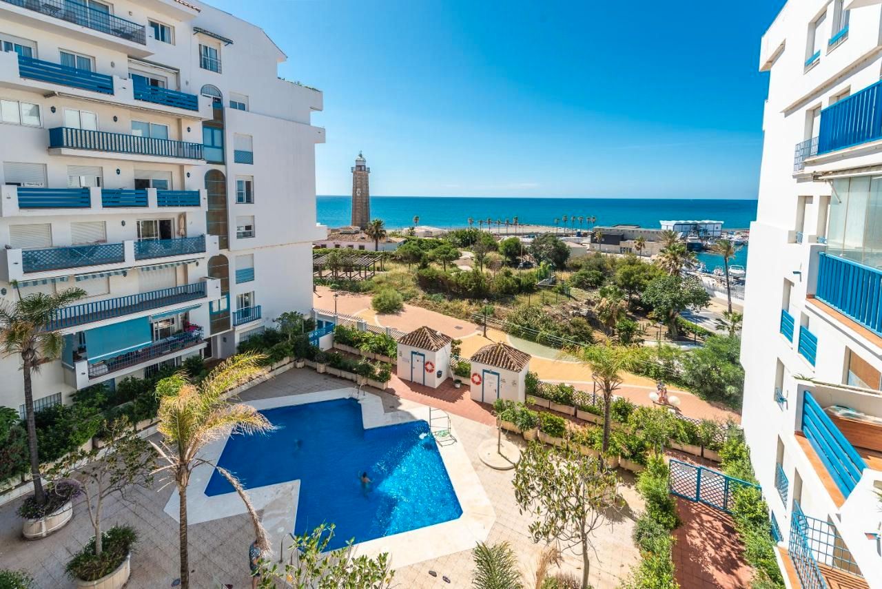 Bedroom of Flat for sale in Estepona  with Terrace and Storage room