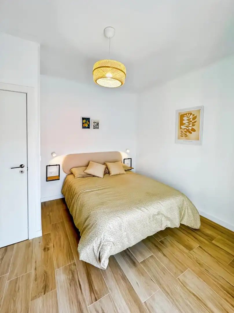 Bedroom of Flat for sale in Benidorm  with Heating, Furnished and Balcony