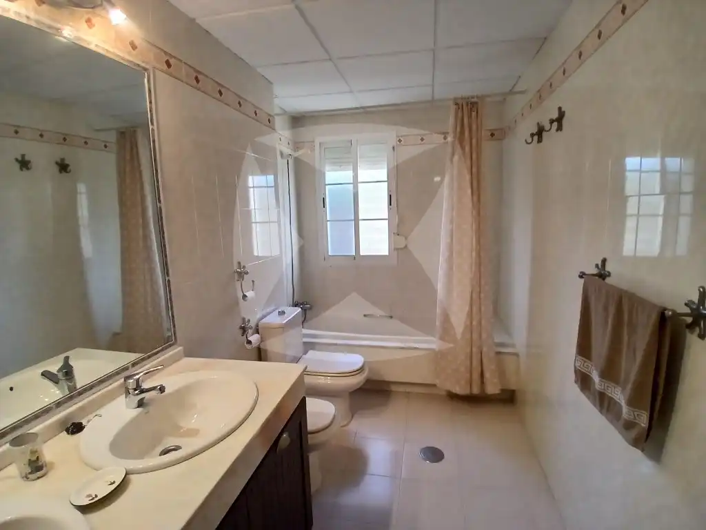 Detached house with pool for sale in Urbanización Las Lomas, imagen 10