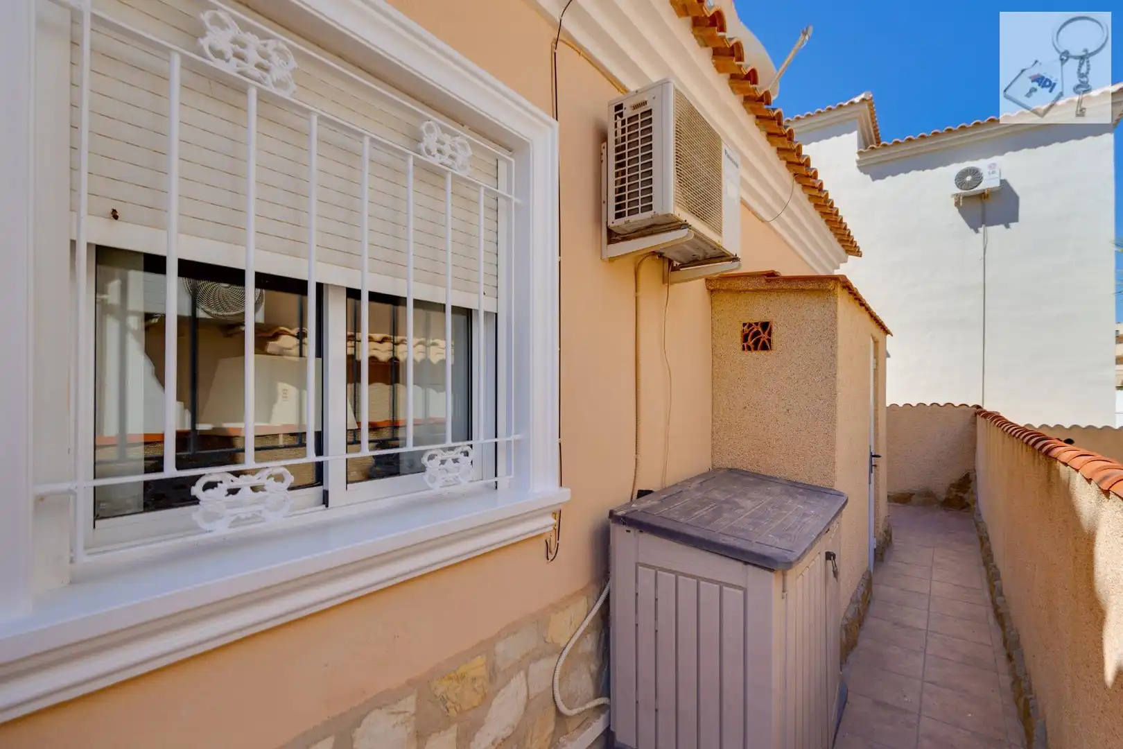 Chalet con piscina en venta en Orihuela Costa, imagen 9