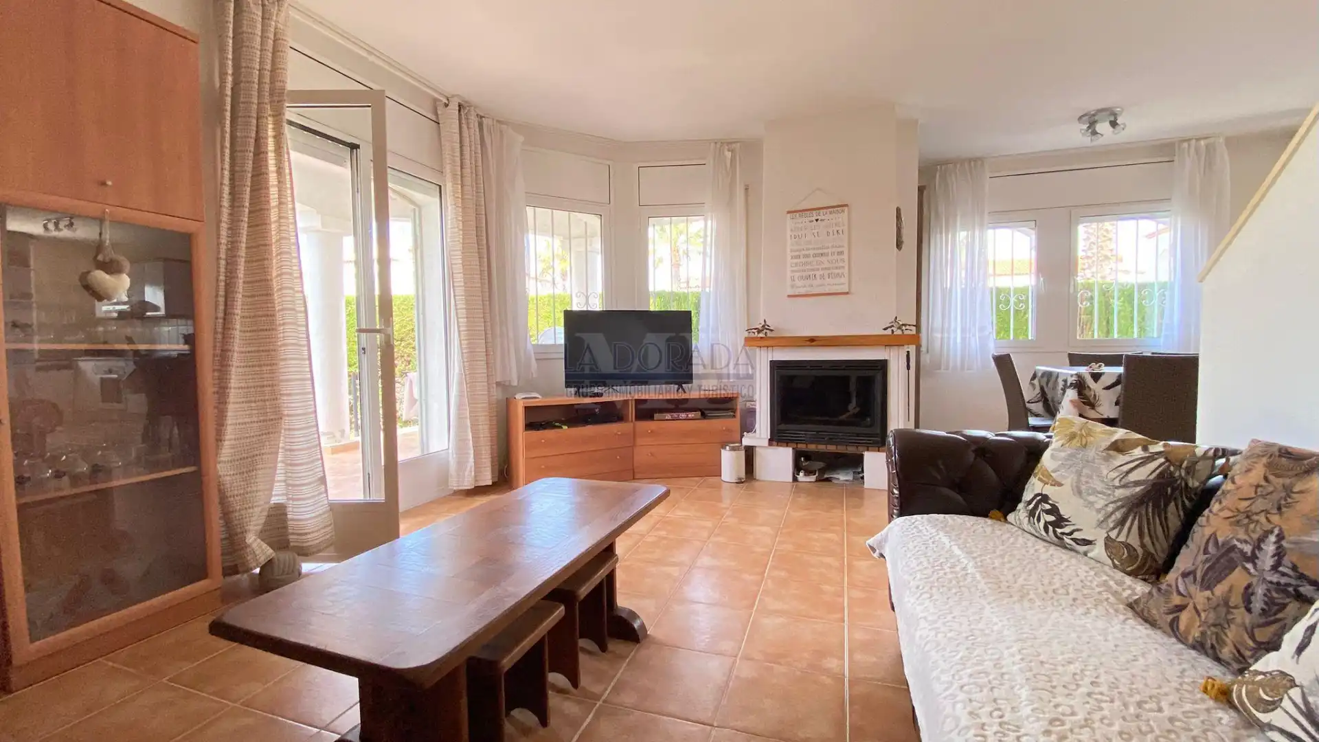 Casa aparellada amb terrassa en venda a Carrer de Xile, imagen 29