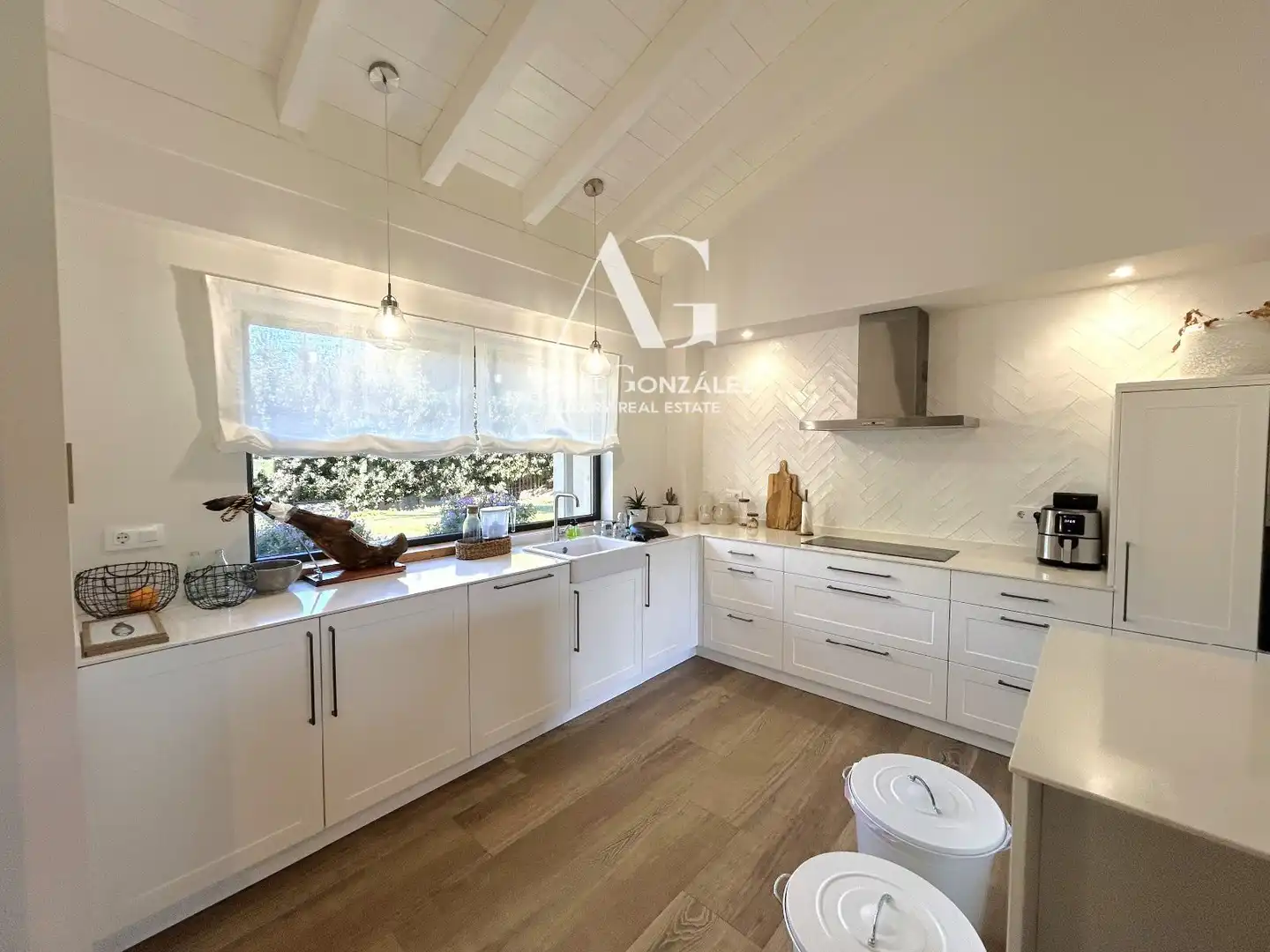 Kitchen of Houses for sale in Cabuérniga, Cantabria