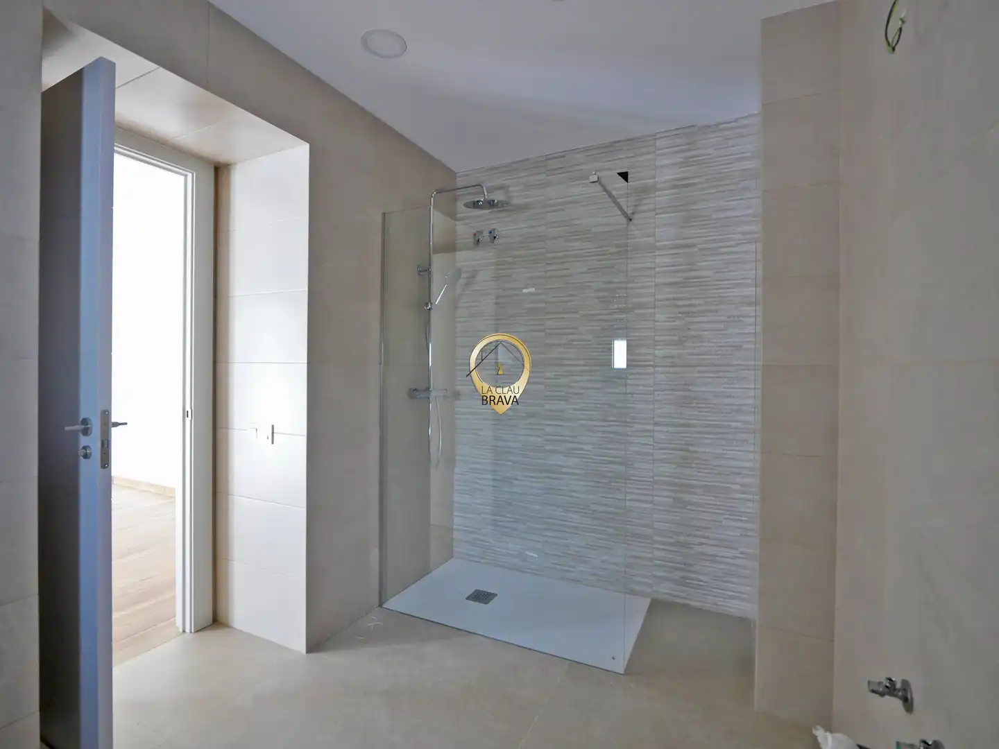Maison mitoyenne avec terrasse à vendre à Carrer Hortènsia, imagen 18