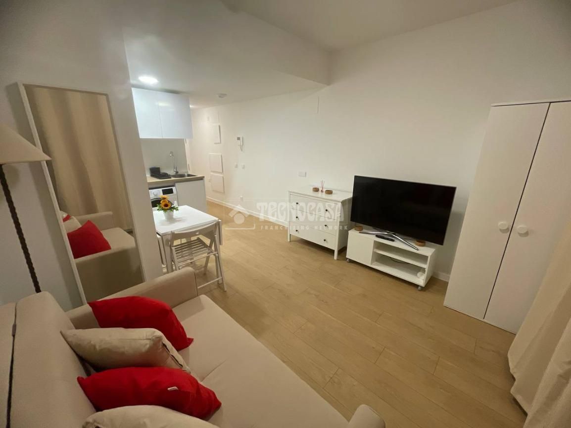 Sala d'estar de Estudi en venda en San Sebastián de los Reyes