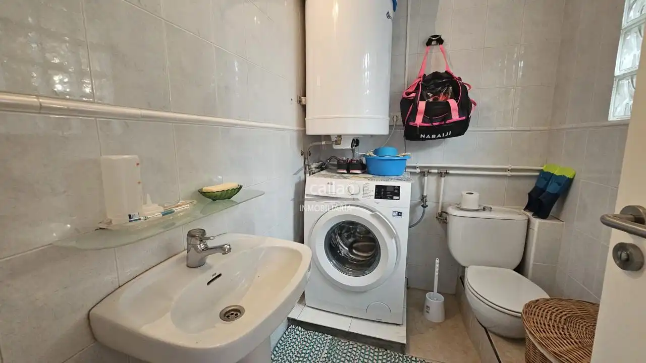 Baño de Piso para compartir en Fene, A Coruña