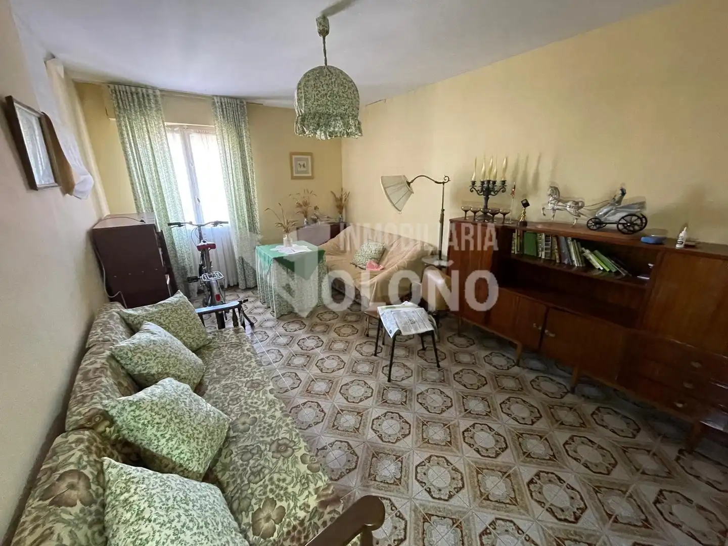 Sala de estar de Apartamento en venta en Casalarreina con Trastero y Balcón