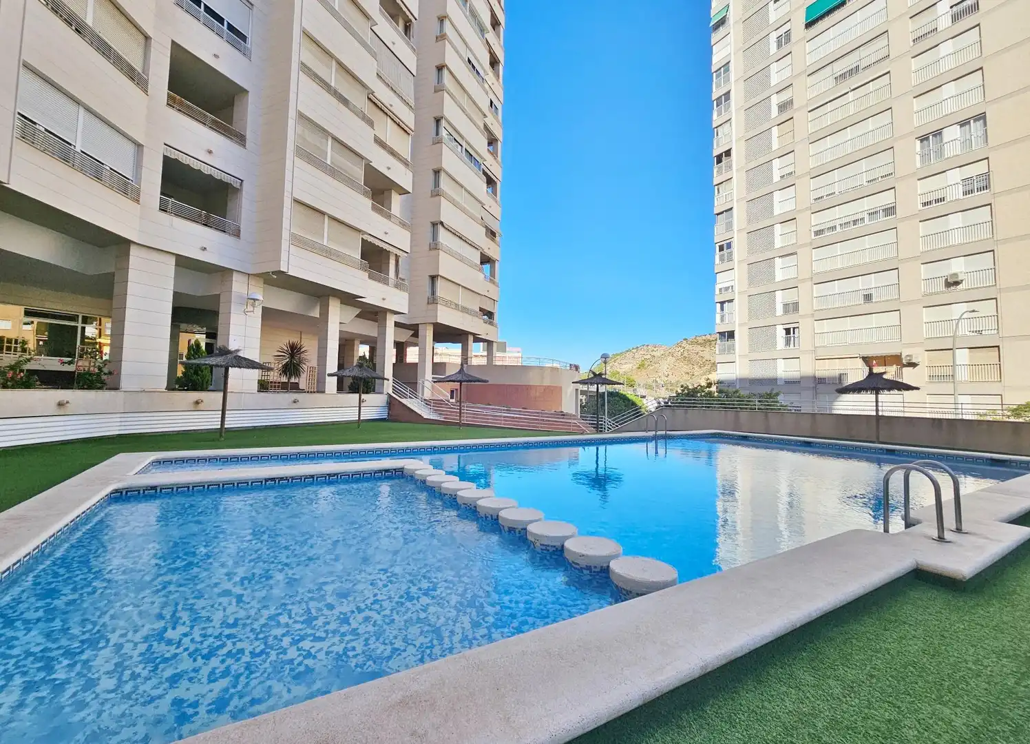 Flat with terrace for sale in Centro, imagen 3