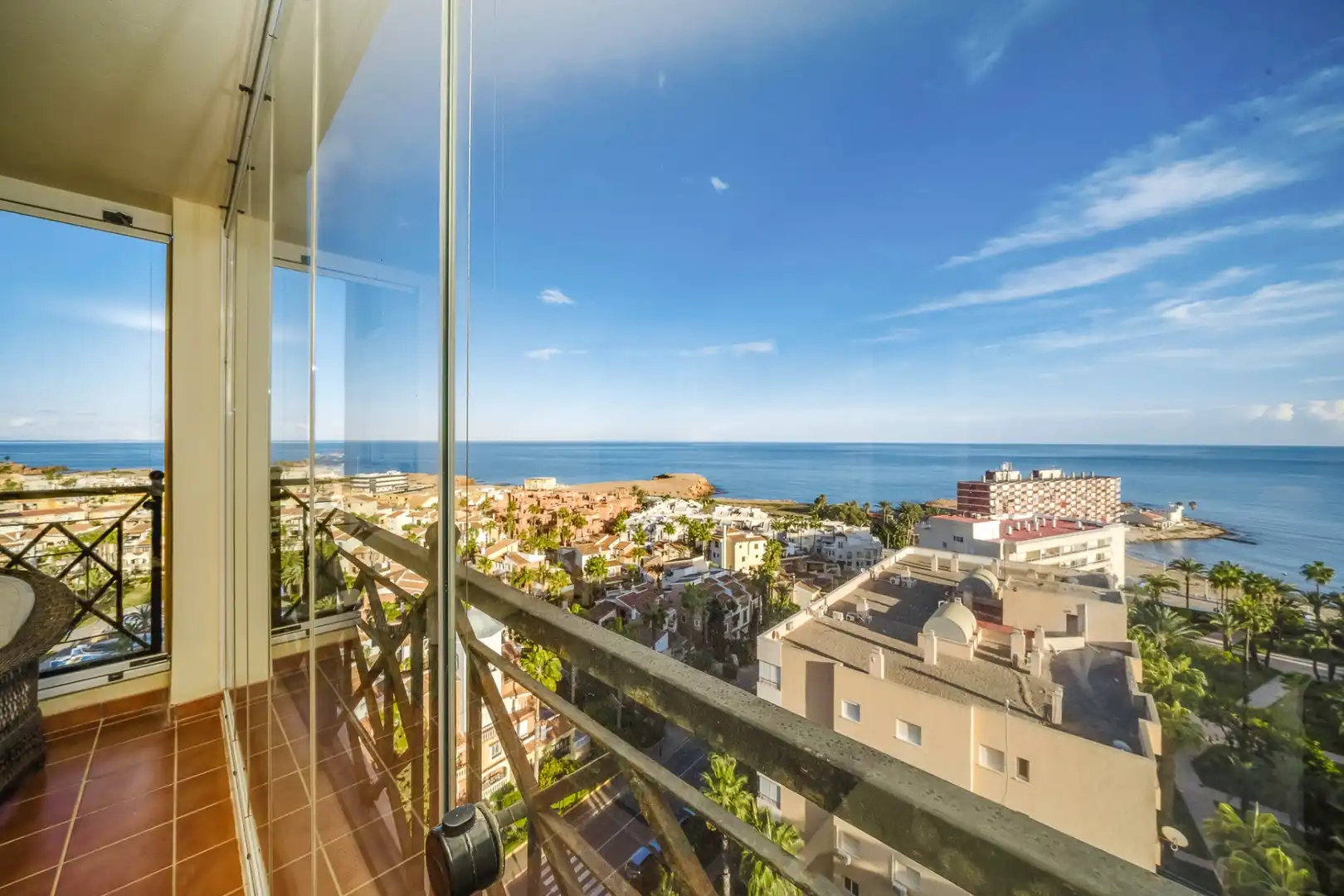 Wohnung mit Terrasse zum Verkauf in Playa de los Locos, imagen 2