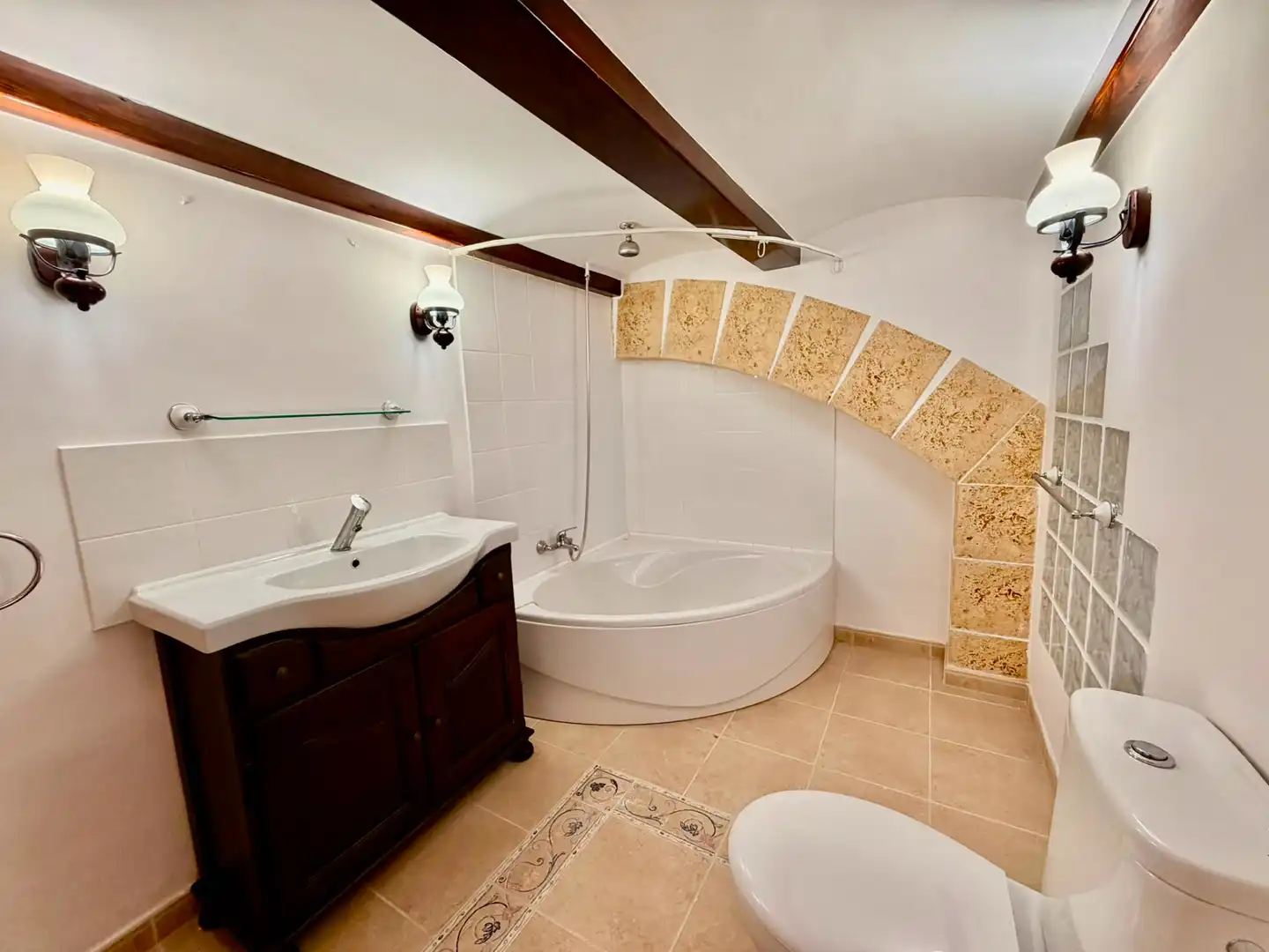 Bathroom of Detached homes for sale in Ontinyent  with Storage room, Furnished and Oven