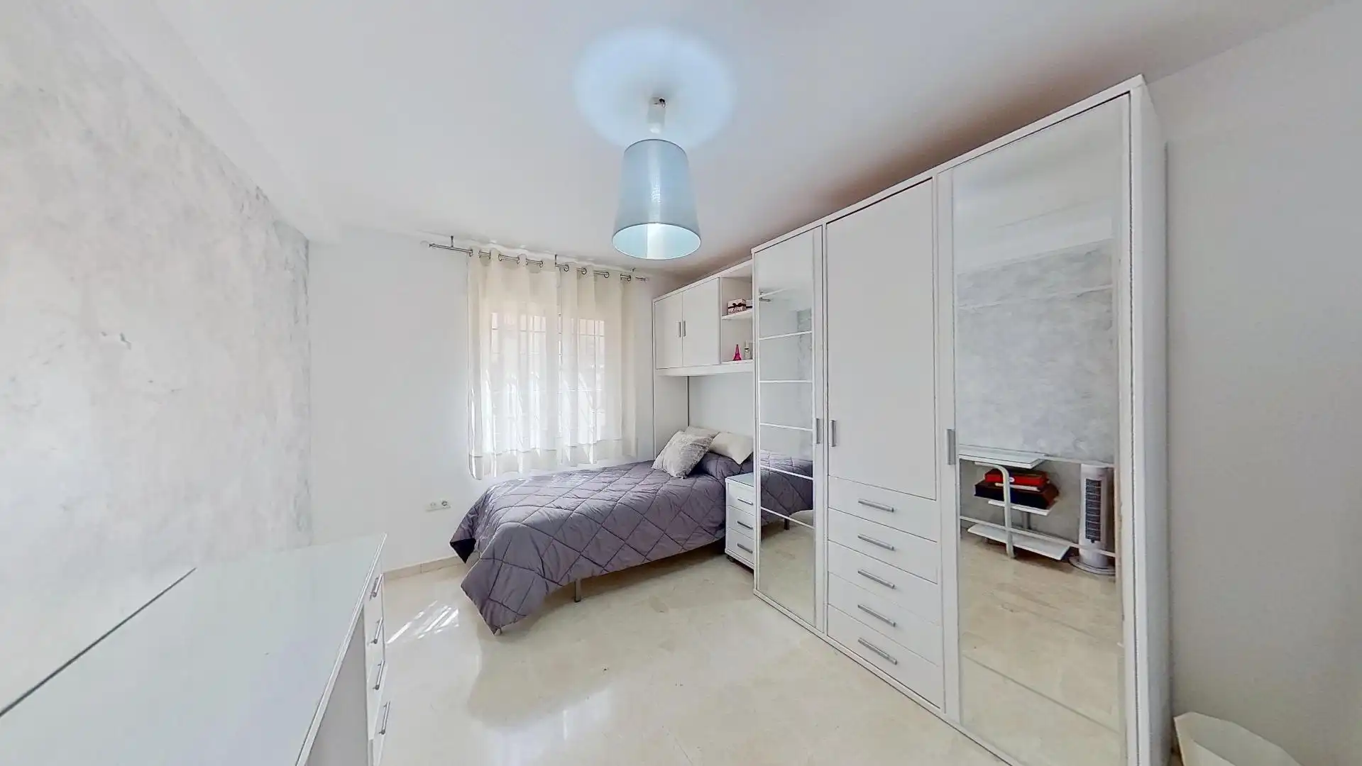 Dormitori de Casa o xalet en venda en Motril amb Terrassa i Balcó