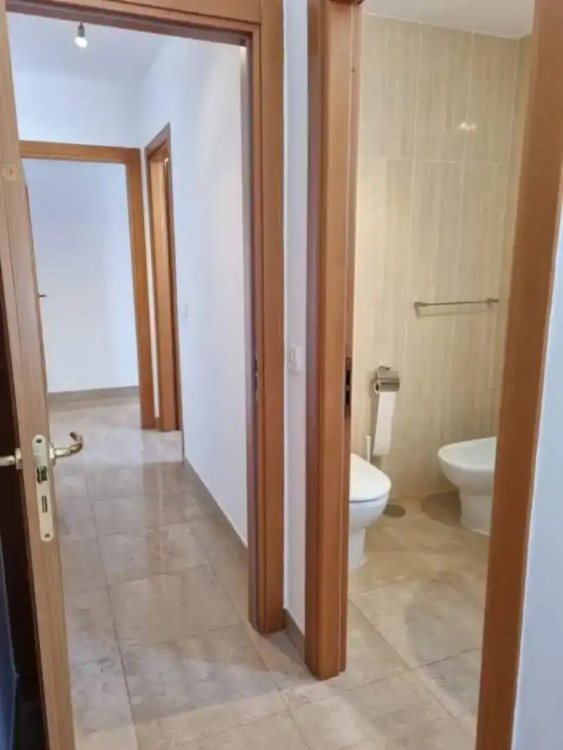 Baño de Piso de alquiler en Manilva con Aire acondicionado y Piscina