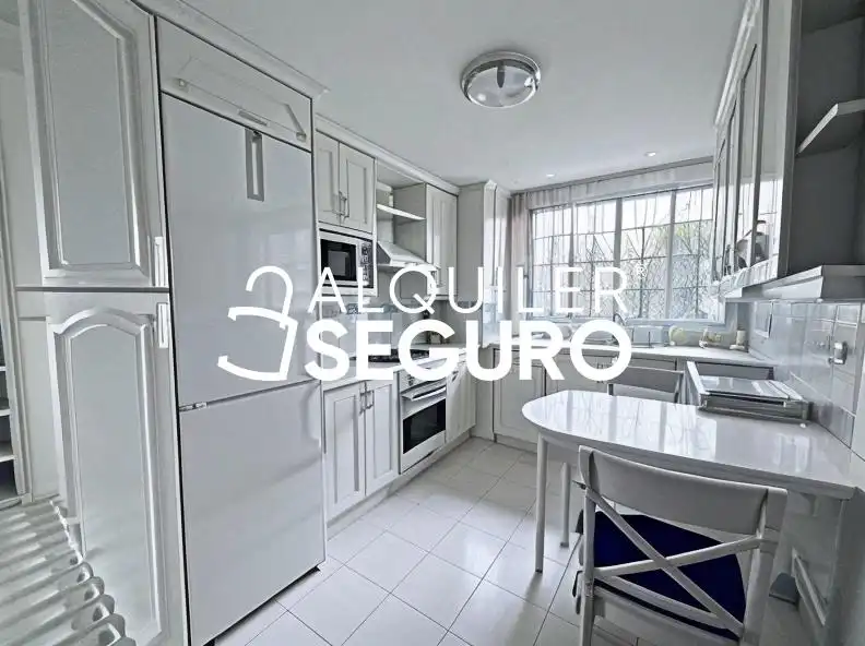 Kitchen of Houses for rent in Madrid  with Heating, Terrace and Storage room