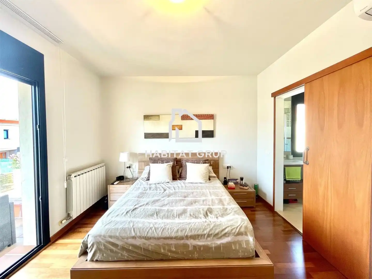 Habitación de Casa o chalet en venta en Medinyà con Aire acondicionado, Calefacción y Jardín privado