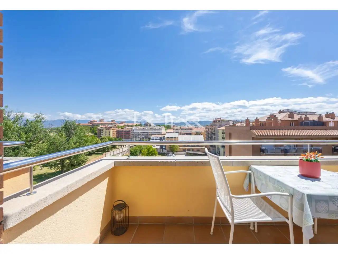 Terrasse von Dachboden zum Verkauf in Vic mit Klimaanlage, Heizung und Parkett