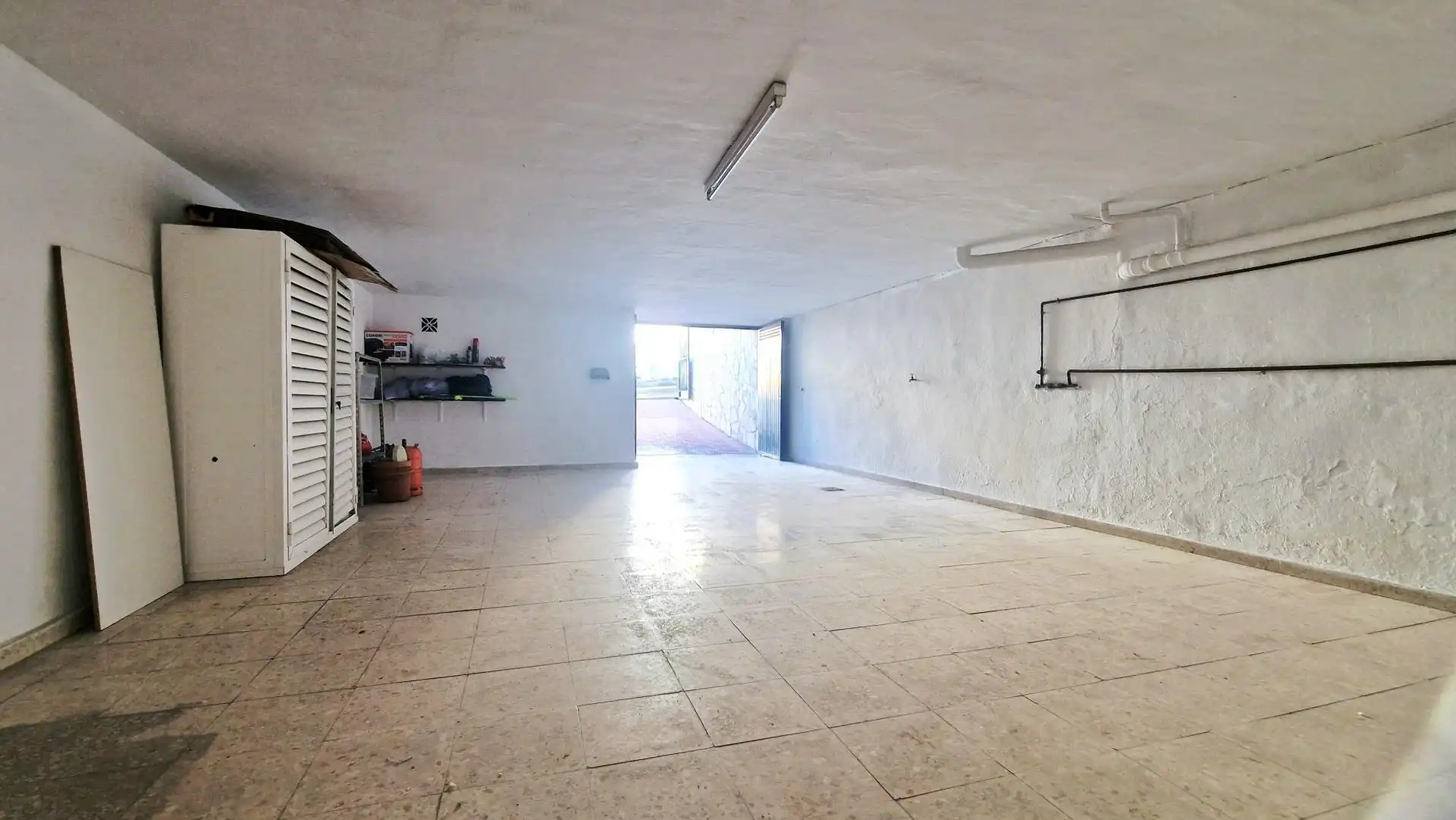Casa adosada en venta en Calle del Río Darro, Centro