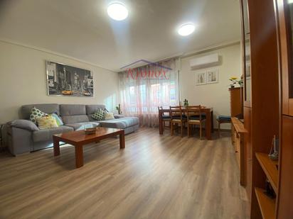 Living room of Flat for sale in  Madrid Capital  with Air Conditioner