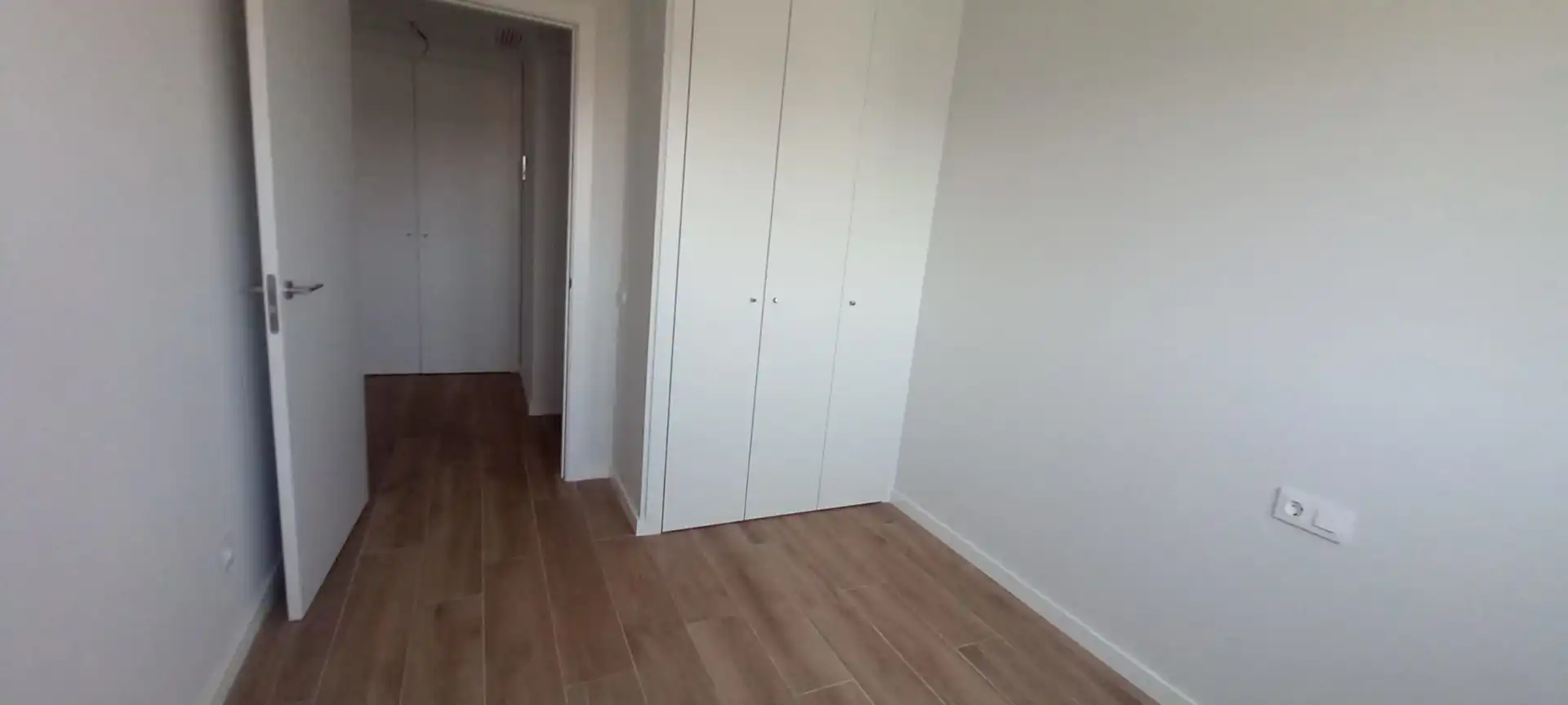 Schlafzimmer von Wohnung zur Miete in Quart de Poblet mit Abstellraum und Schwimmbad