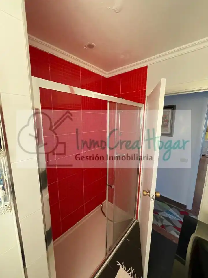 Baño de Piso de alquiler en Baiona con Terraza y Amueblado