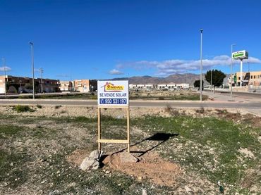 Terreny residencial en venda a Calle Martin de Ursua 103