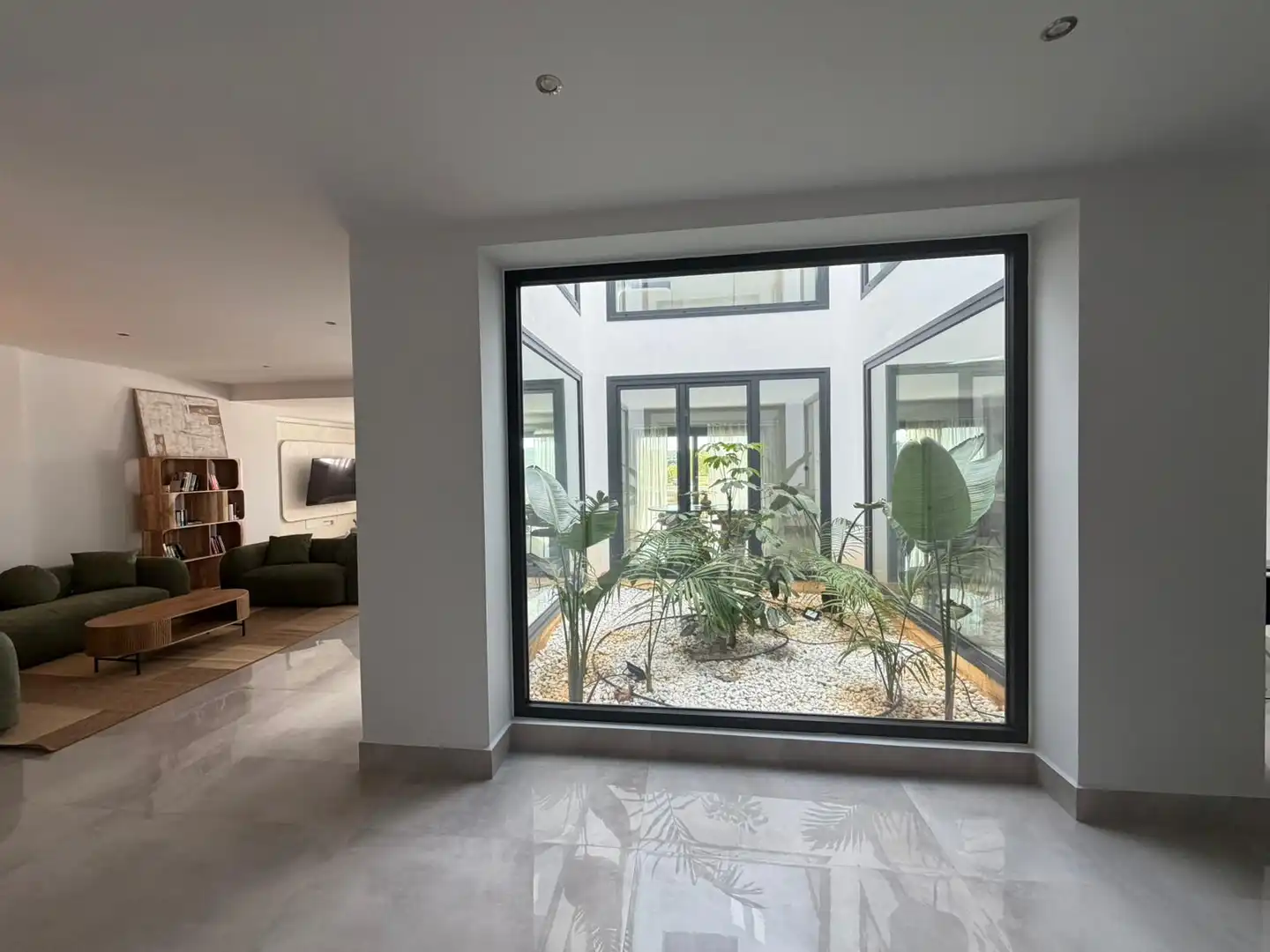 Haus oder Chalet zur Miete in Sotogrande mit Klimaanlage, Privatgarten und Terrasse