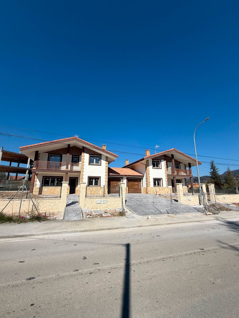 Casa adosada en venta en Calle los Rollos, 1, Valle de Mena