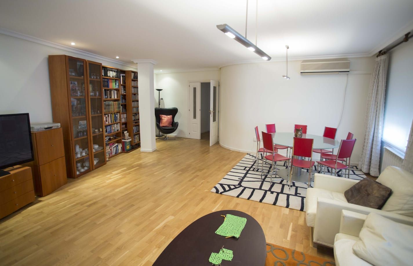Sala d'estar de Àtic en venda en Ciudad Real Capital amb Aire condicionat, Parquet i Terrassa