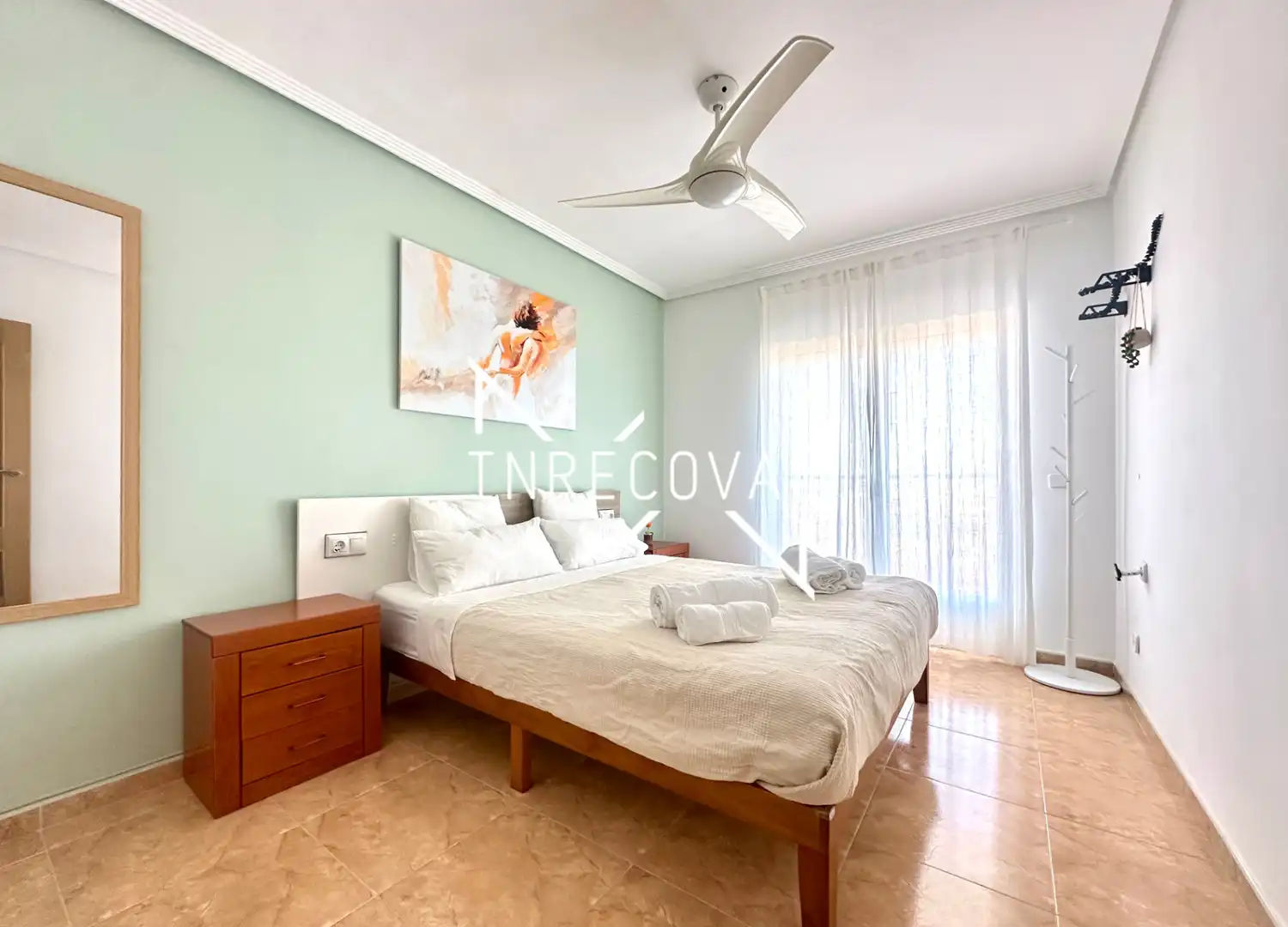 Dormitori de Apartament en venda en Sueca amb Aire condicionat, Terrassa i Moblat