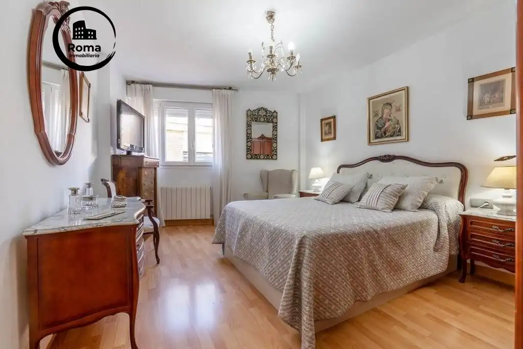 Bedroom of Attic for sale in Granada  with Air Conditioner and Terrace