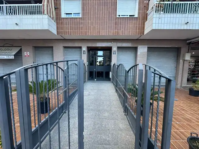 Local en venta en Calella con Terraza y Alarma
