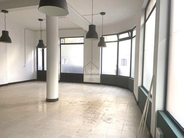 Gewerbefläche zur Miete in Plaza de España