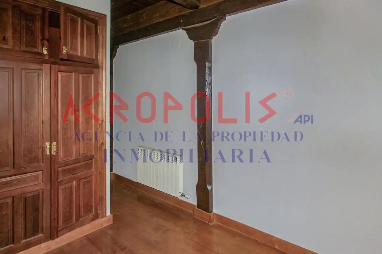 Wohnung zum Verkauf in Vega de Valcarce mit Heizung