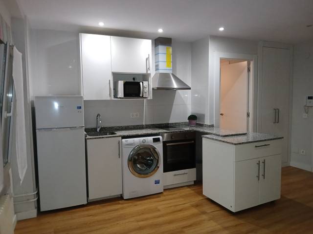 Piso en Alquiler en Gijón - CL DONATO ARGUELLES - Escalera Izquierda en Barrio del Centro