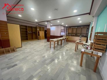 Local comercial en venta en ADOLFO DARHAN