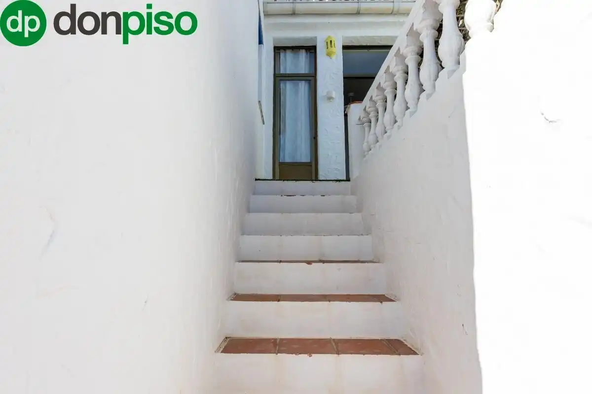 Houses for sale in Almuñécar  with Air Conditioner, Heating and Private garden
