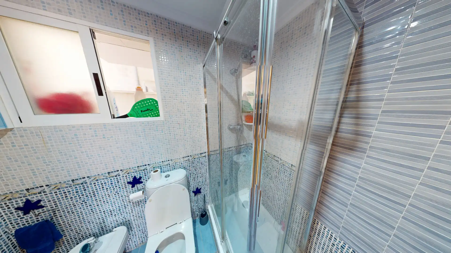 Baño de Piso en venta en Elche / Elx con Aire acondicionado, Amueblado y Horno