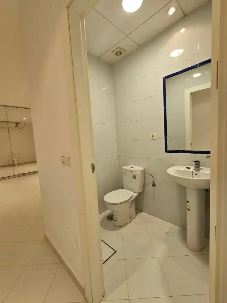 Bany de Apartament en venda en La Manga del Mar Menor amb Piscina comunitària