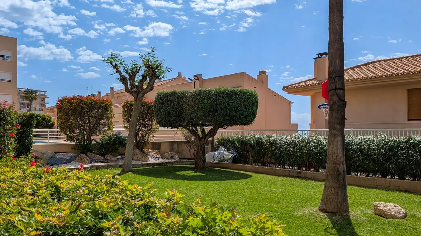 Jardín de Casa adosada en venta en Santa Pola con Aire acondicionado, Terraza y Piscina