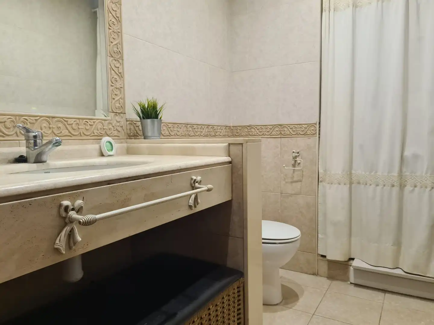 Baño de Casa adosada en venta en Valencia con Aire acondicionado, Calefacción y Terraza