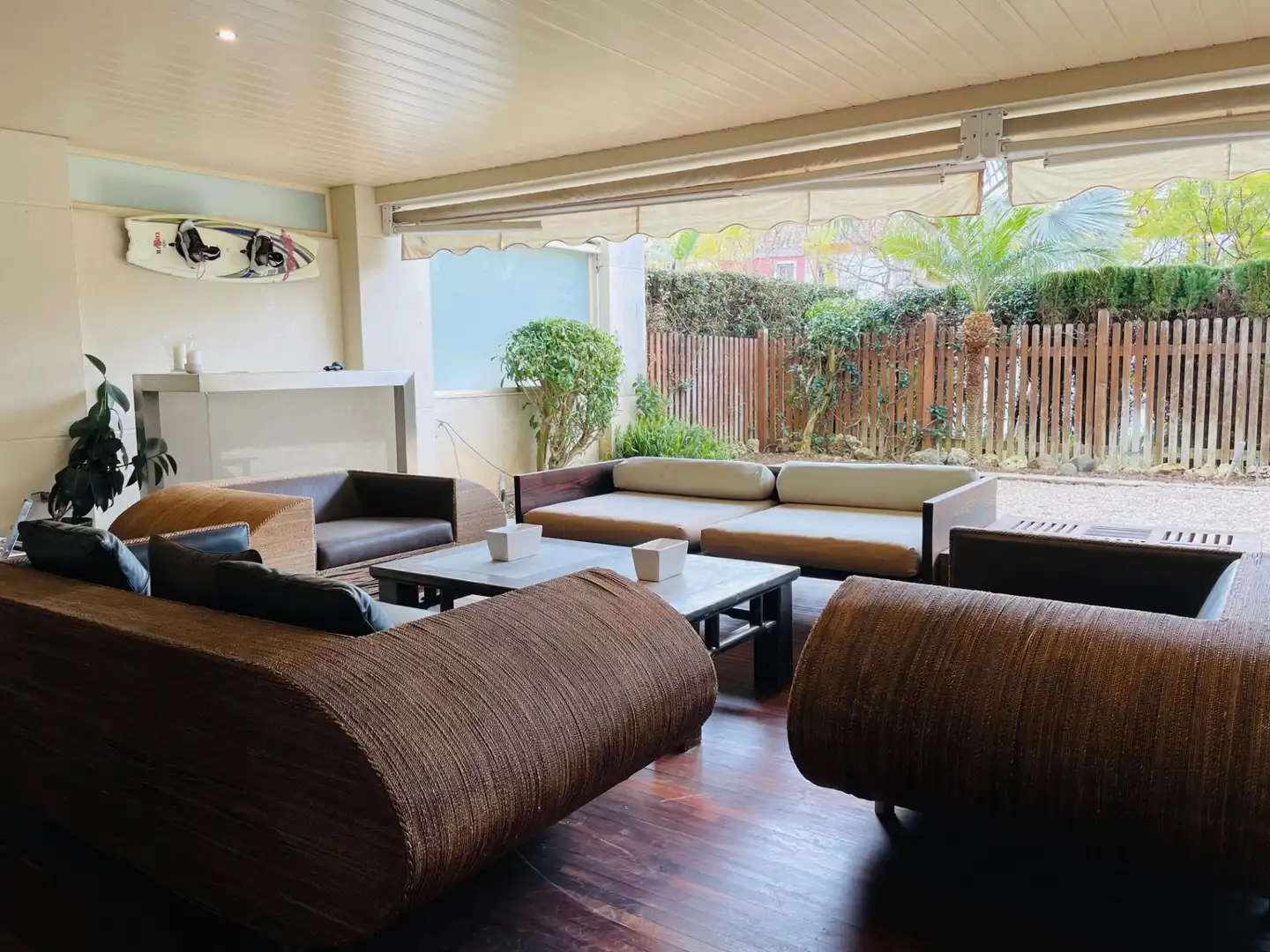 Terrasse von Erdgeschoss zur Miete in Marbella mit Klimaanlage, Privatgarten und Terrasse