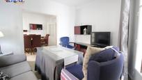Living room of Flat to rent in  Granada Capital  with Heating and Balcony