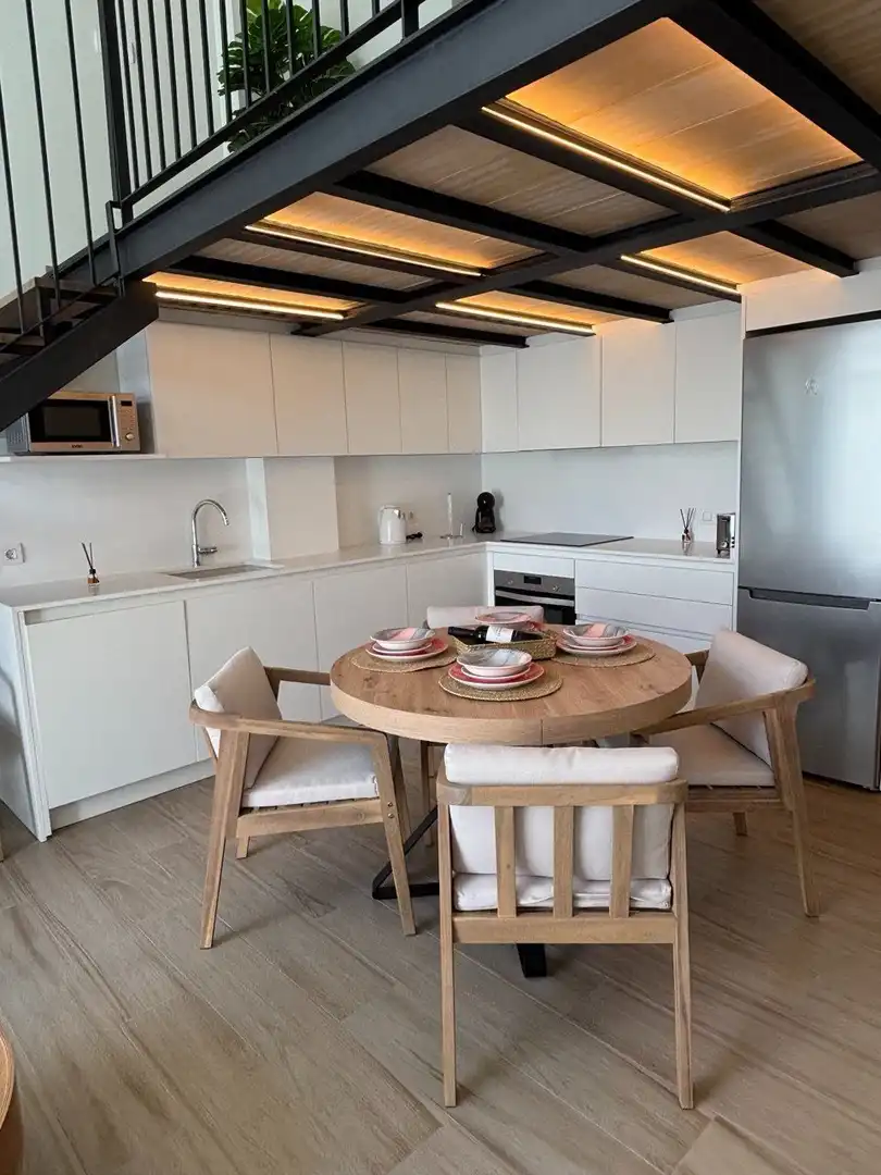 Cocina de Dúplex de alquiler en L'Alfàs del Pi con Aire acondicionado, Trastero y Amueblado