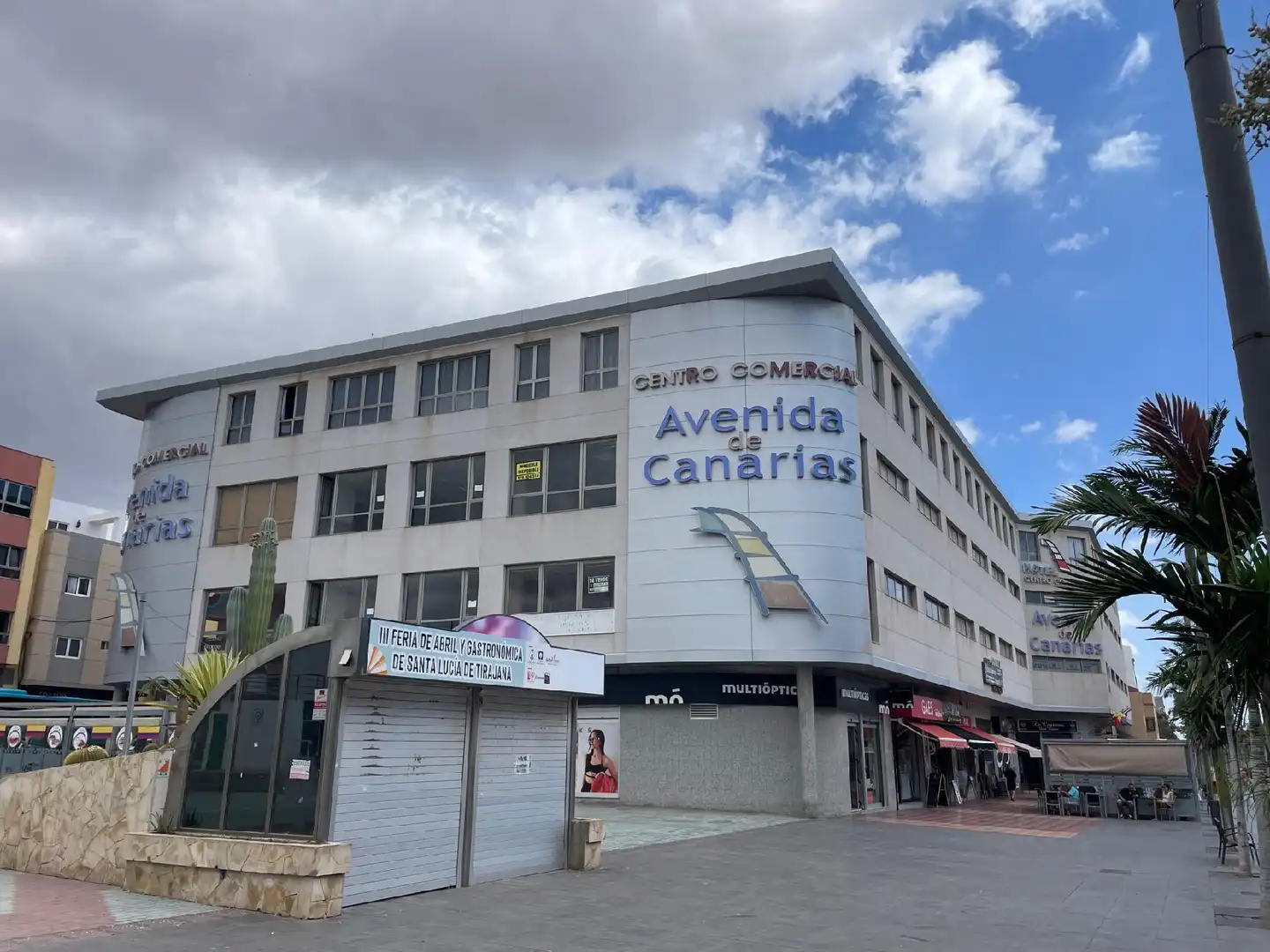 Vista exterior de Local en venta en Santa Lucía de Tirajana