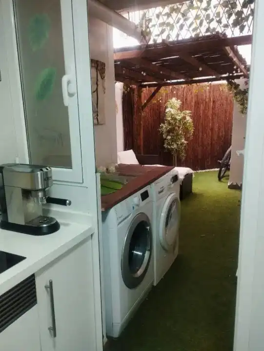 Piso con terraza en venta en Carrer de Caravaca 12, imagen 3