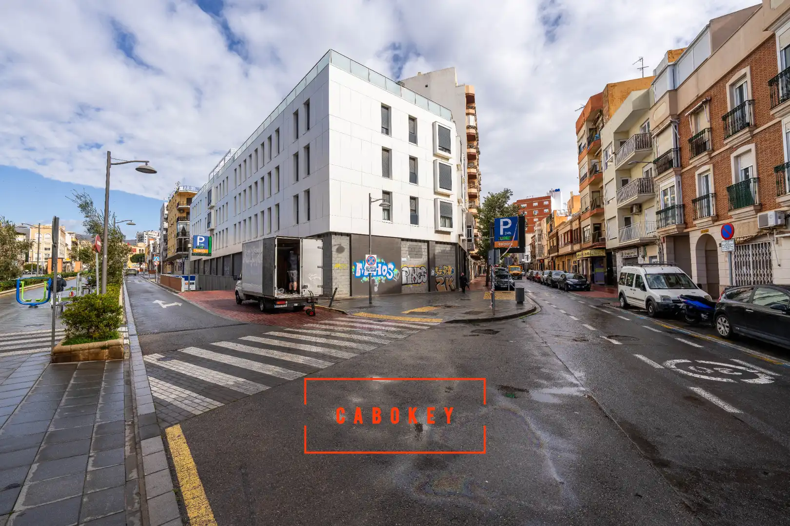 Vista exterior de Casa adosada en venta en Almería con Aire acondicionado, Calefacción y Parquet