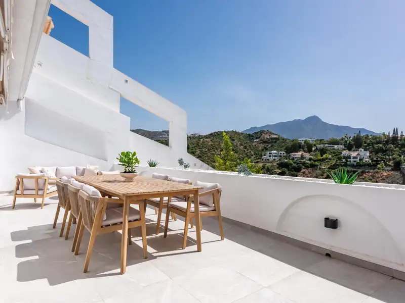 Apartment with pool for sale in La Quinta, imagen 9