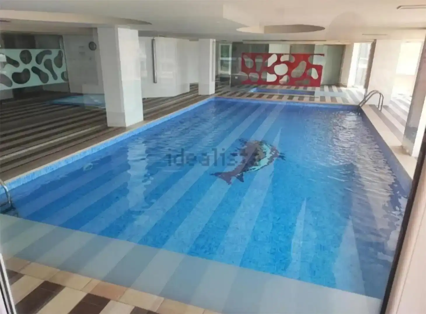 Piscina de Pis en venda en Viveiro amb Parquet, Traster i Piscina