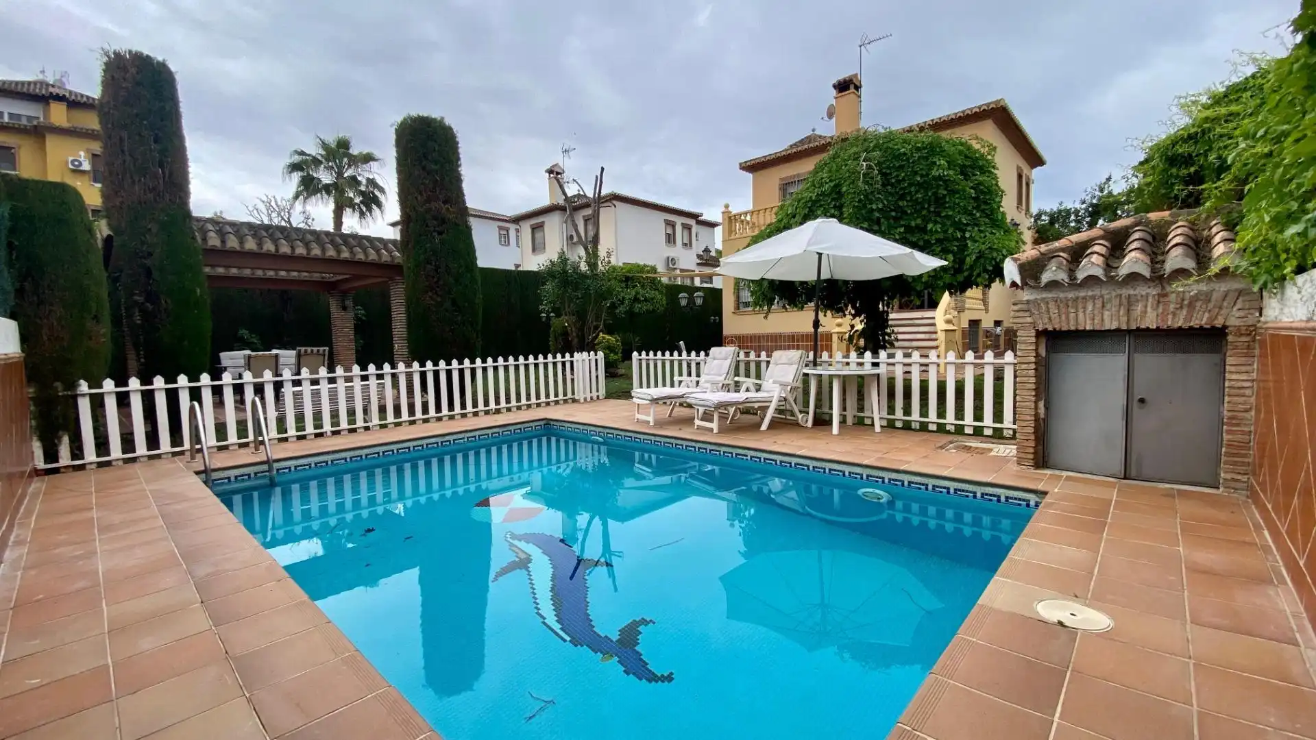 Piscina de Casa o xalet en venda en La Zubia amb Aire condicionat, Calefacció i Jardí privat
